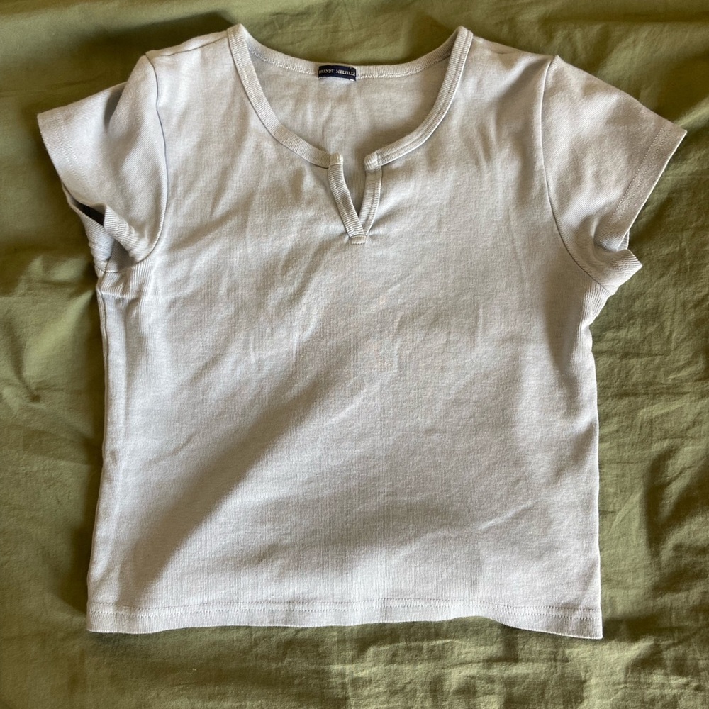 Brandy Melville tee